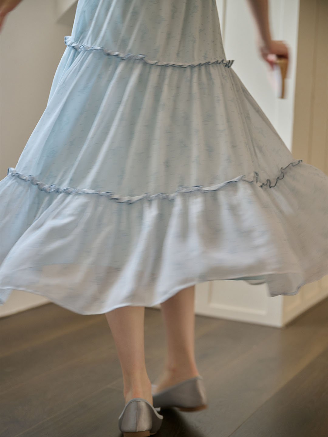 【Final Sale】Paulina Original Ballet Girl Print Square Neck Lace Sleeve Dress