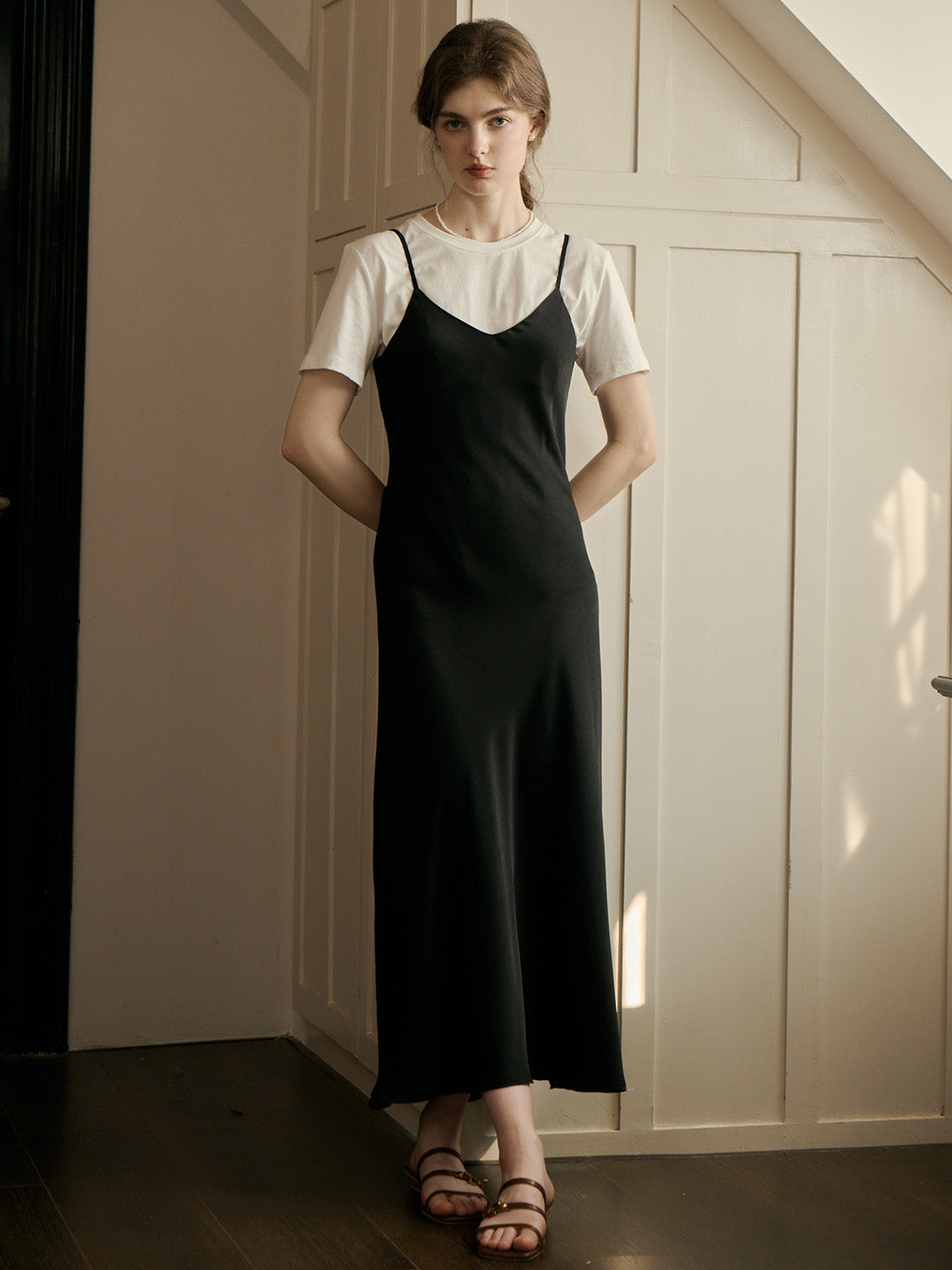 Gwen Vintage Elegant French V Neck Sling Black Dress