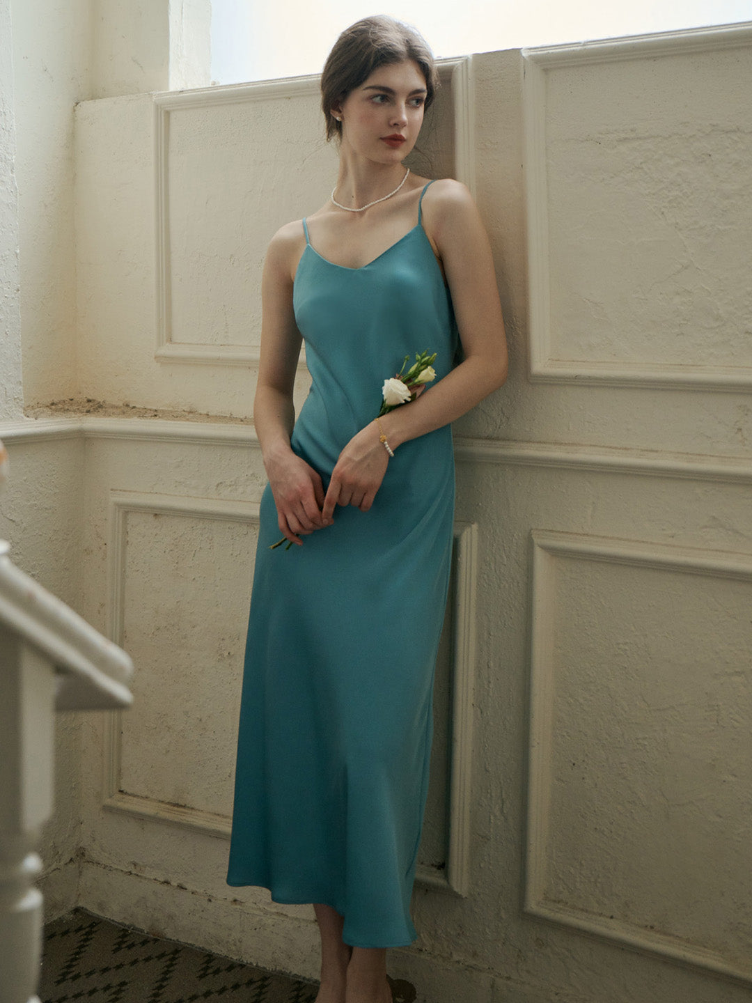 Gwen Vintage Elegant French V Neck Sling Blue Dress