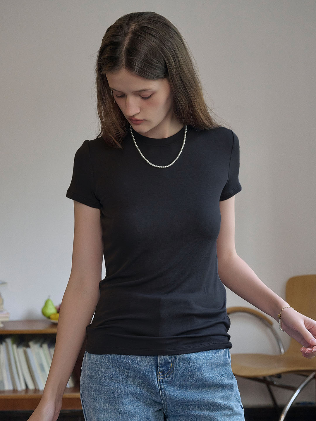 Averie Classic Crew Neck Solid Color T-shirt