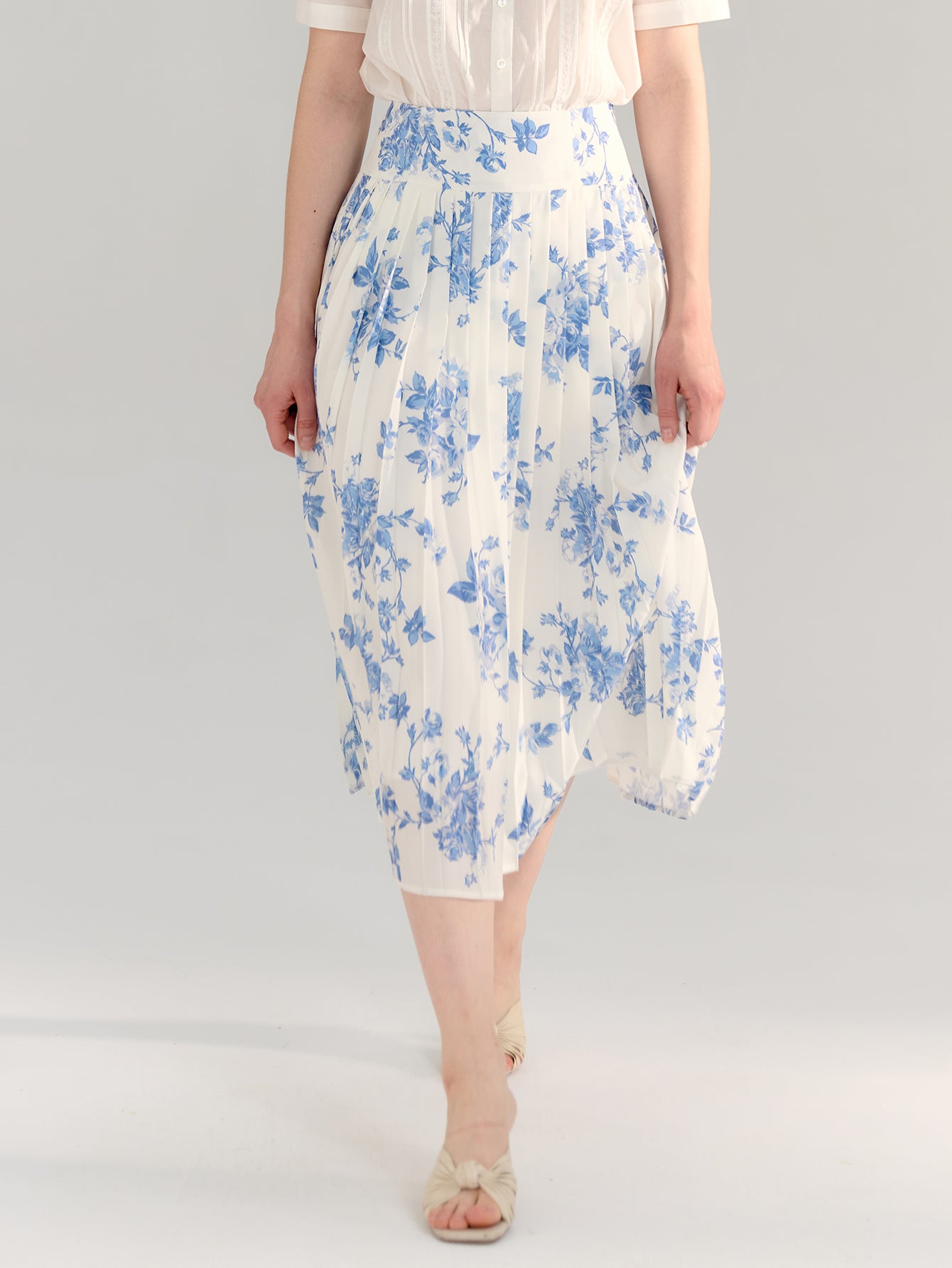 【Final Sale】Kaitlyn Figure Graphic Pleated Skirt