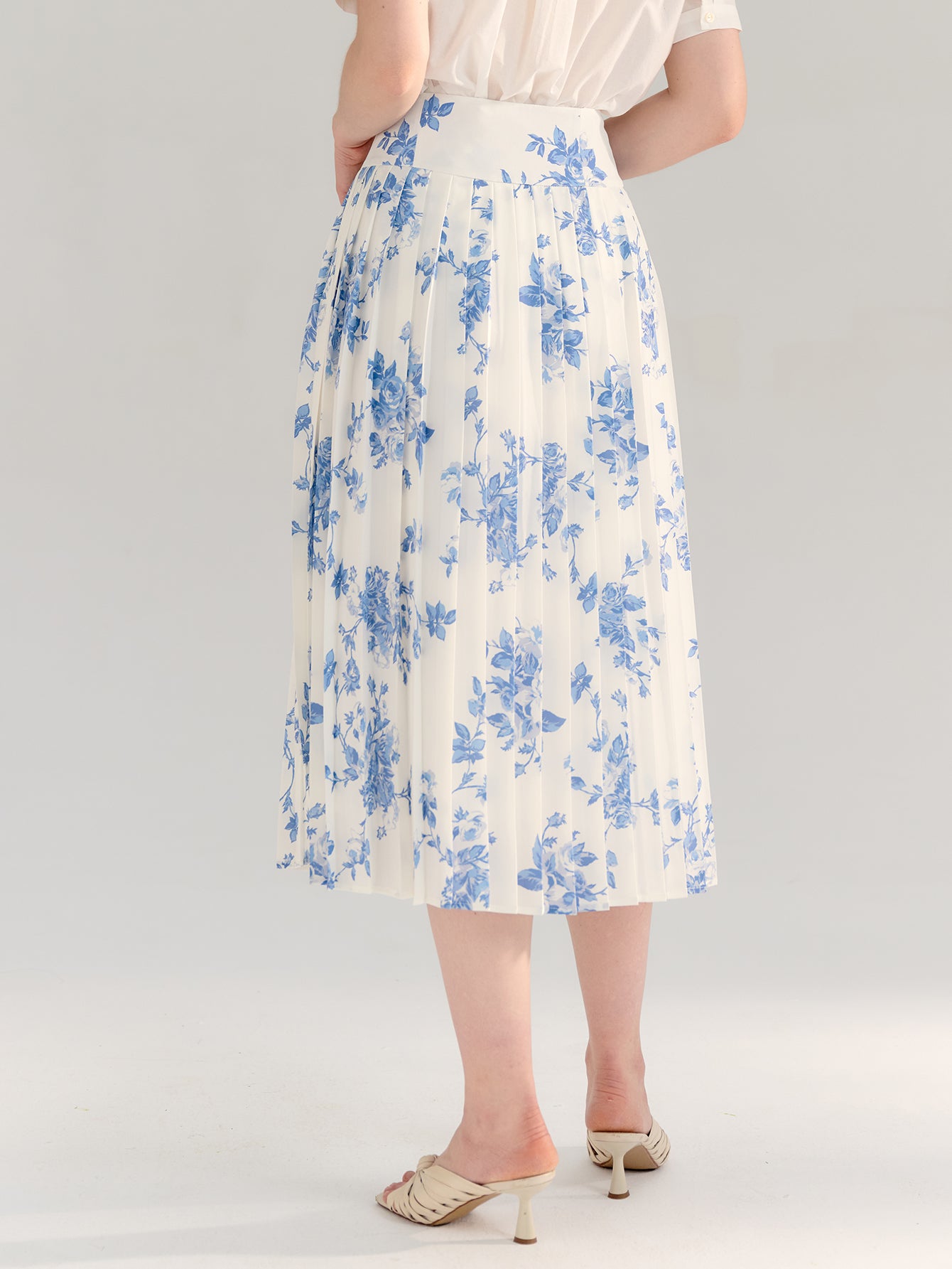 【Final Sale】Kaitlyn Figure Graphic Pleated Skirt