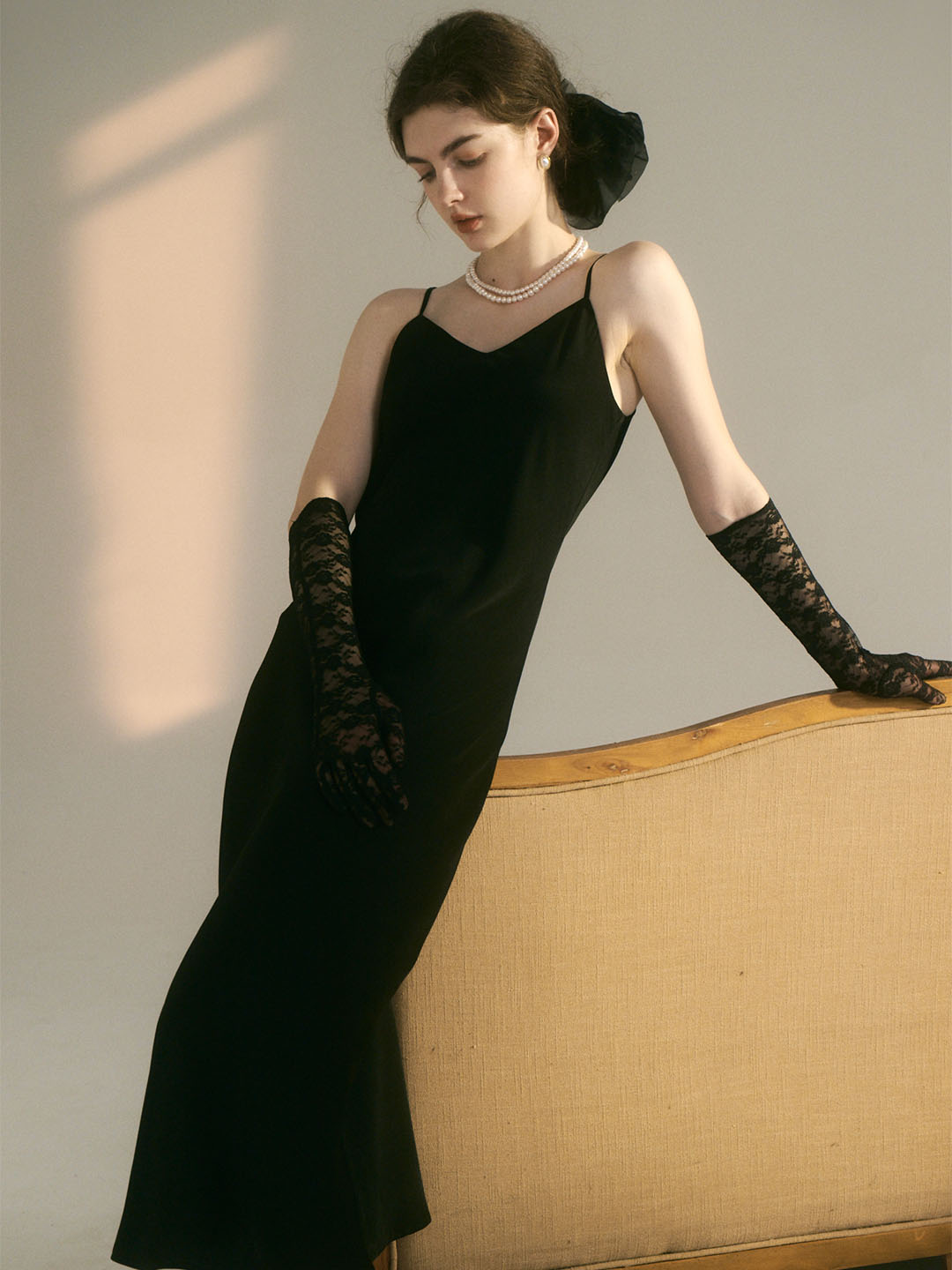 Gwen Vintage Elegant French V Neck Sling Black Dress