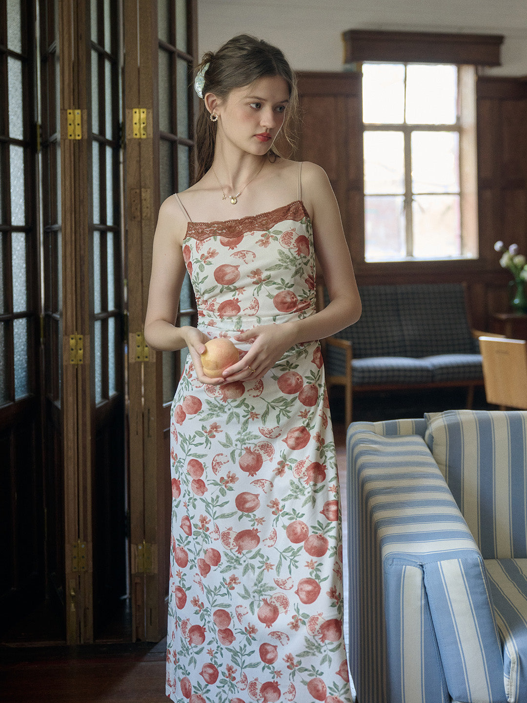 【Final Sale】Violet Romantic Pomegranate Print Lace Square Neck Sling Dress