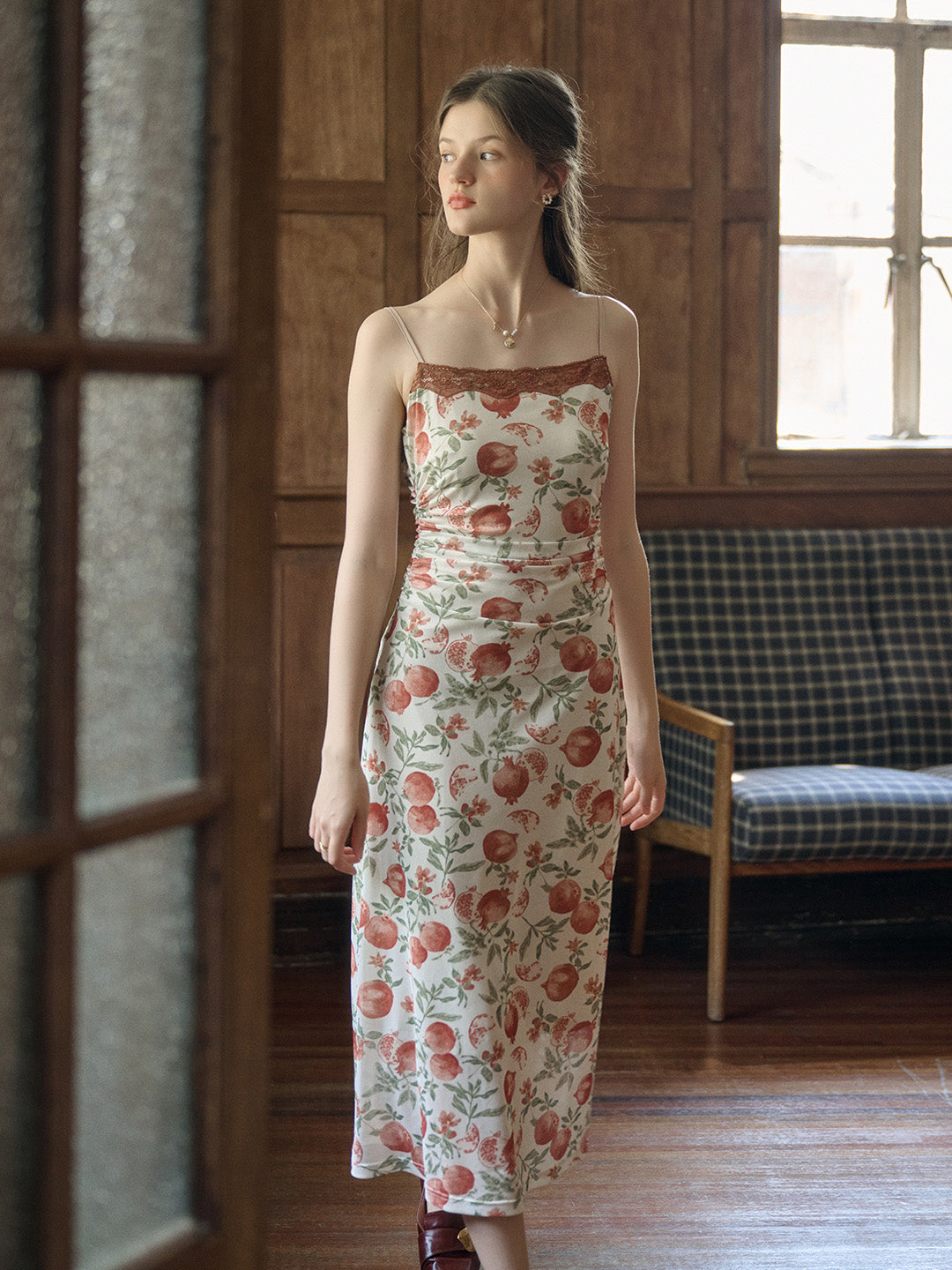 【Final Sale】Violet Romantic Pomegranate Print Lace Square Neck Sling Dress