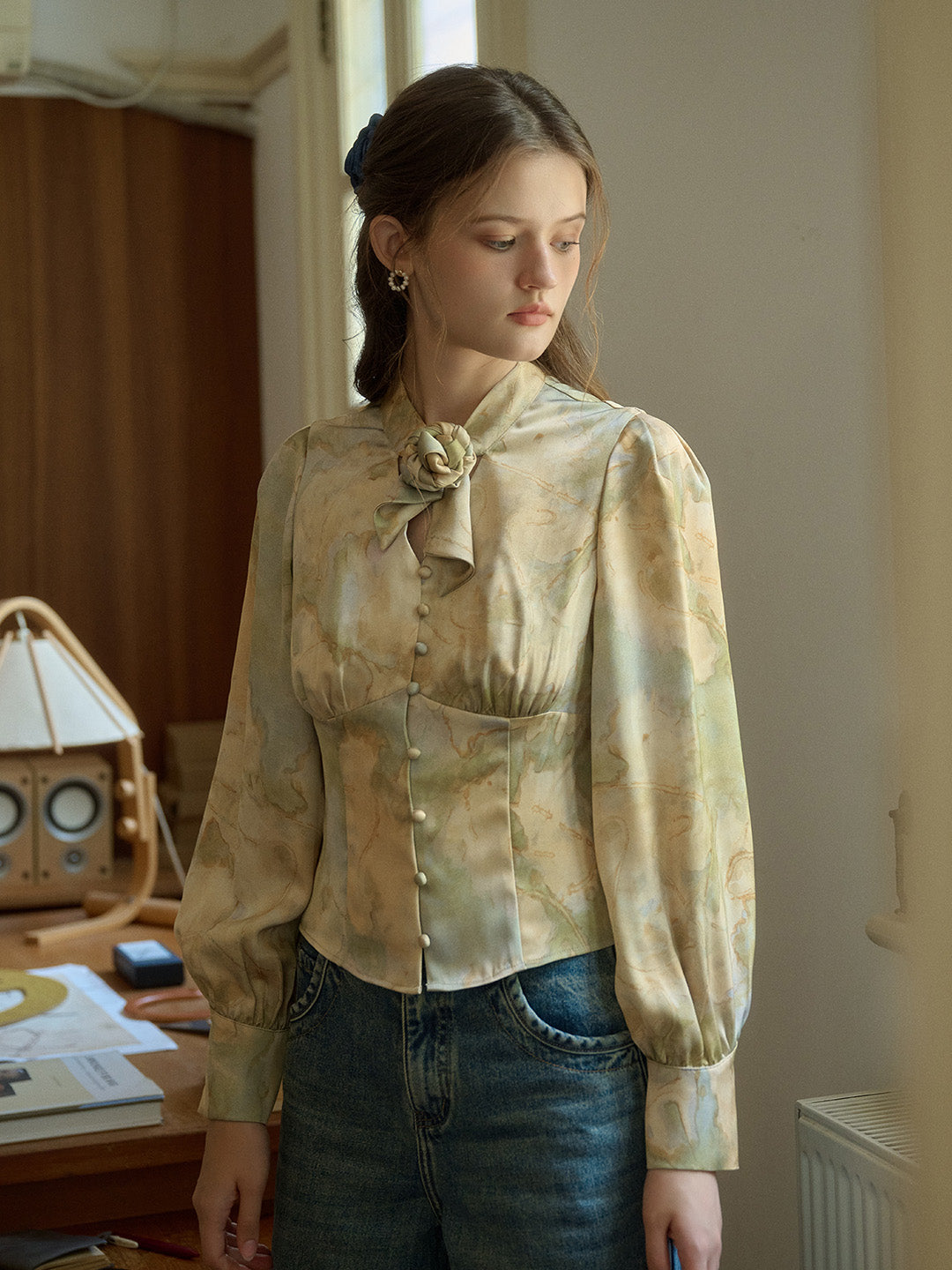 【Final Sale】Melina Retro Oil Painting Print V-Neck Lace-Up Lantern Sleeve Satin Blouse
