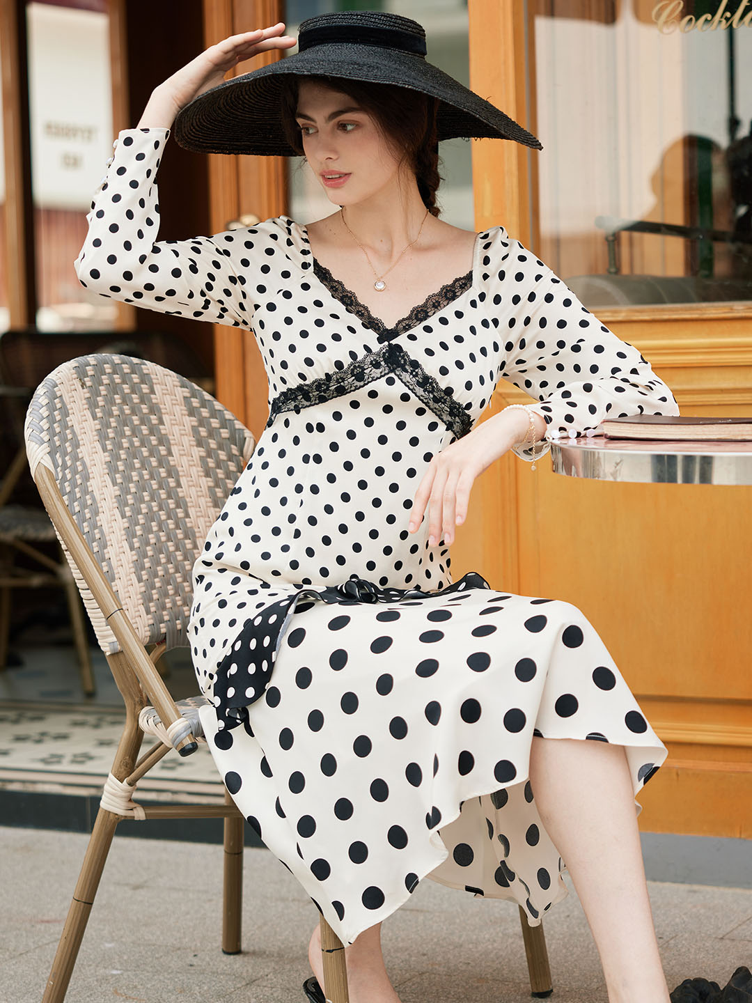 Final SaleAinhoa Elegant V Neck Lace Stitching Polka Dot Color Contr Final SaleAinhoa Elegant V Neck Lace Stitching Polka Dot Color Contr
