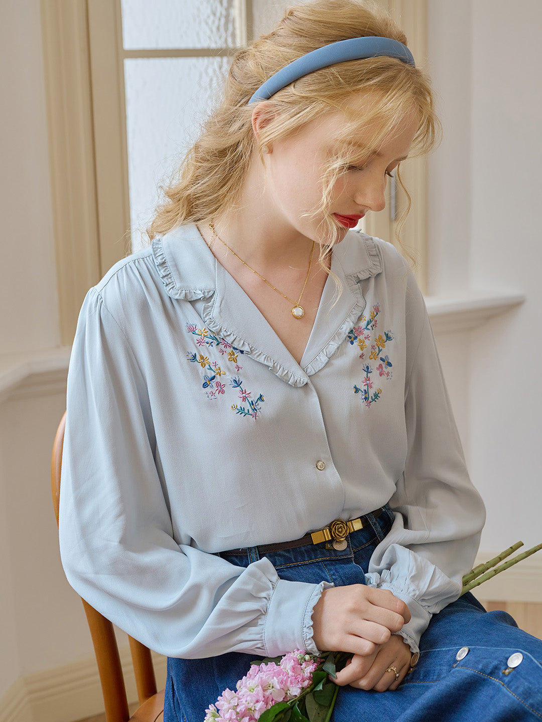 【Final Sale】Convallaria Floral Embroidered Light Yellow Puff Top