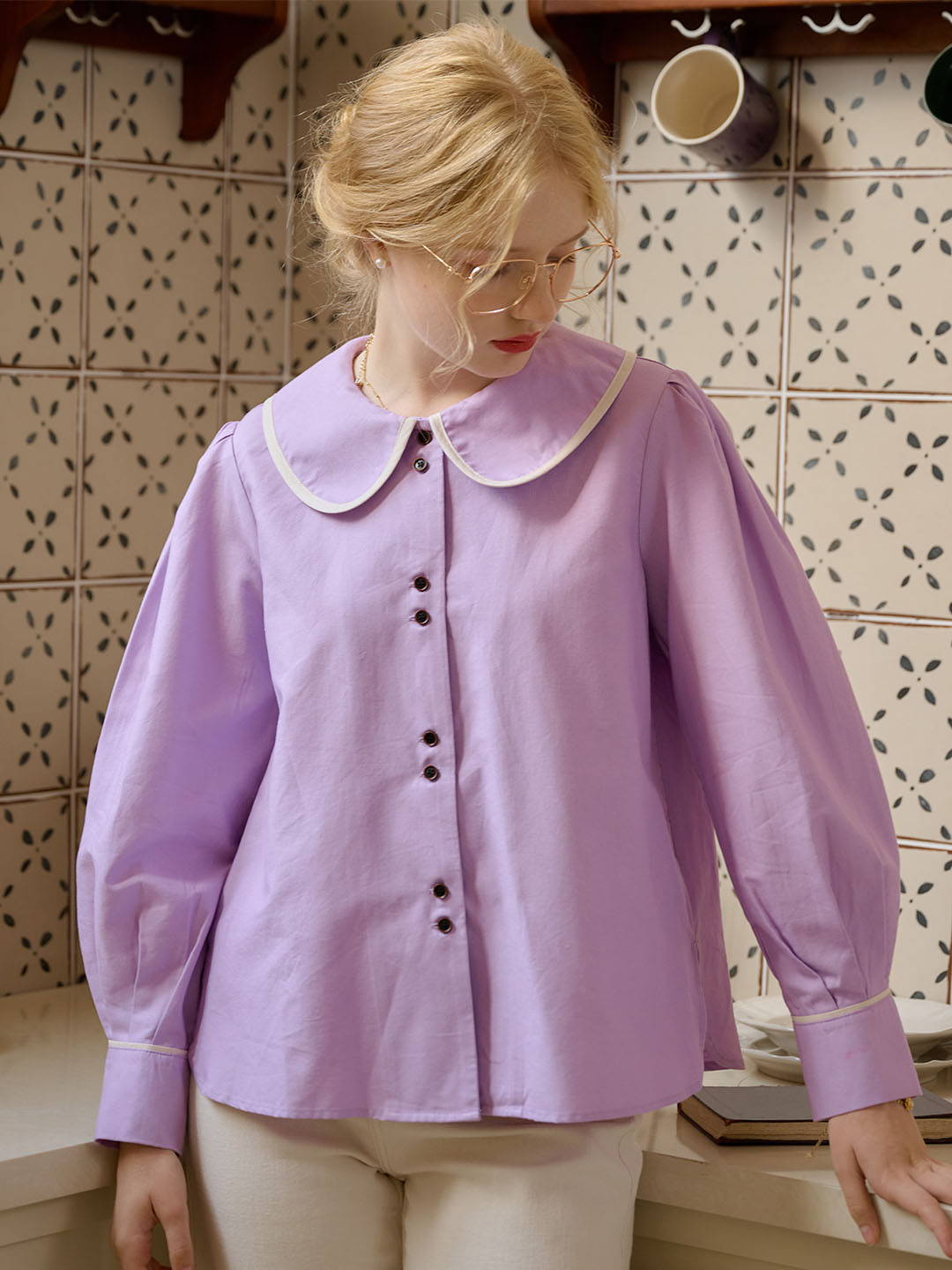【Final Sale】Avayah Contrasting Doll Collar Balloon Sleeve Slit Linen Shirt-Purple