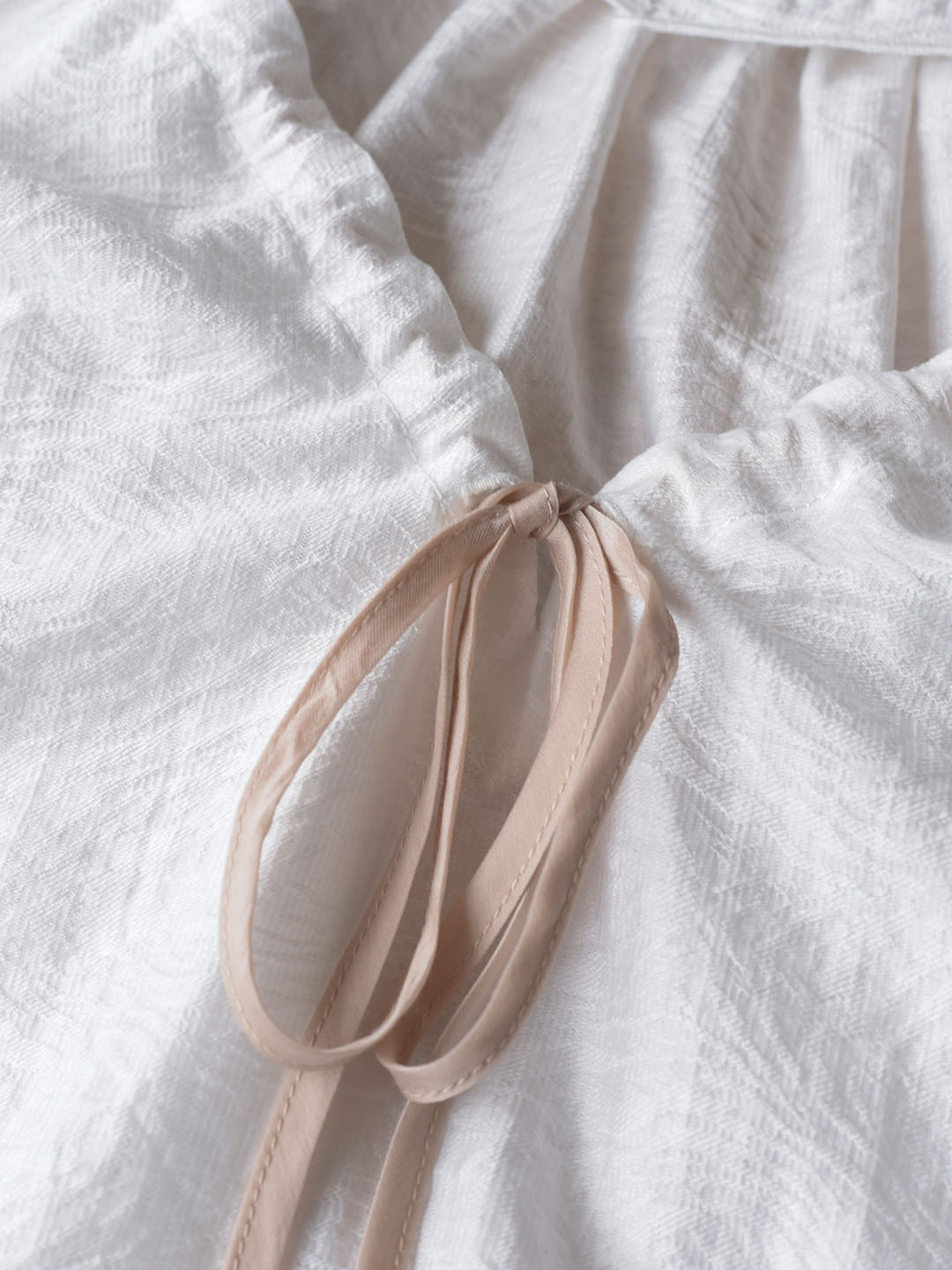 Selene Simple White Loose Blouse