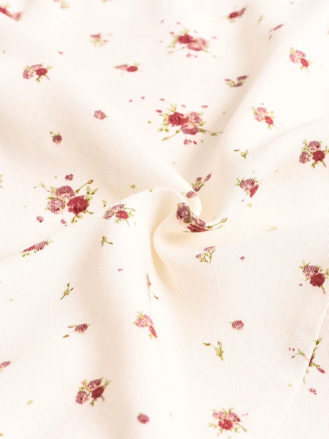 【Final Sale】Salma V-Neck Floral Blouse