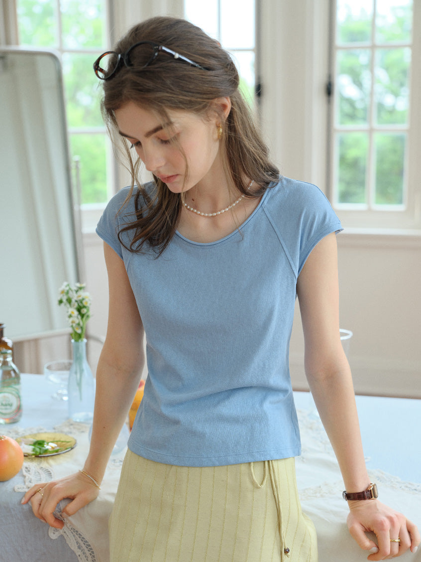 Dalia Round Neck Simple Top
