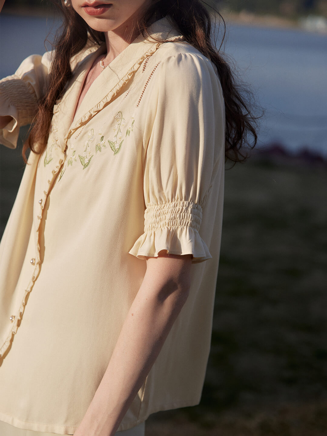 Convallaria Floral Embroidered Puff Top/Simple Retro/66042