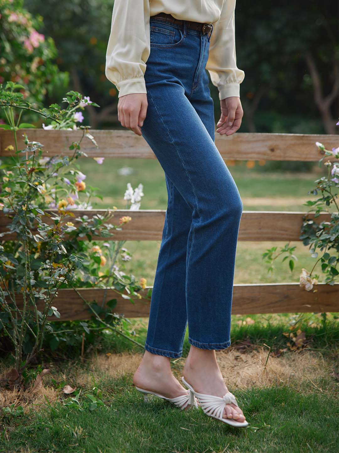 Gemma High-Waisted Jeans/Simple Retro/22011
