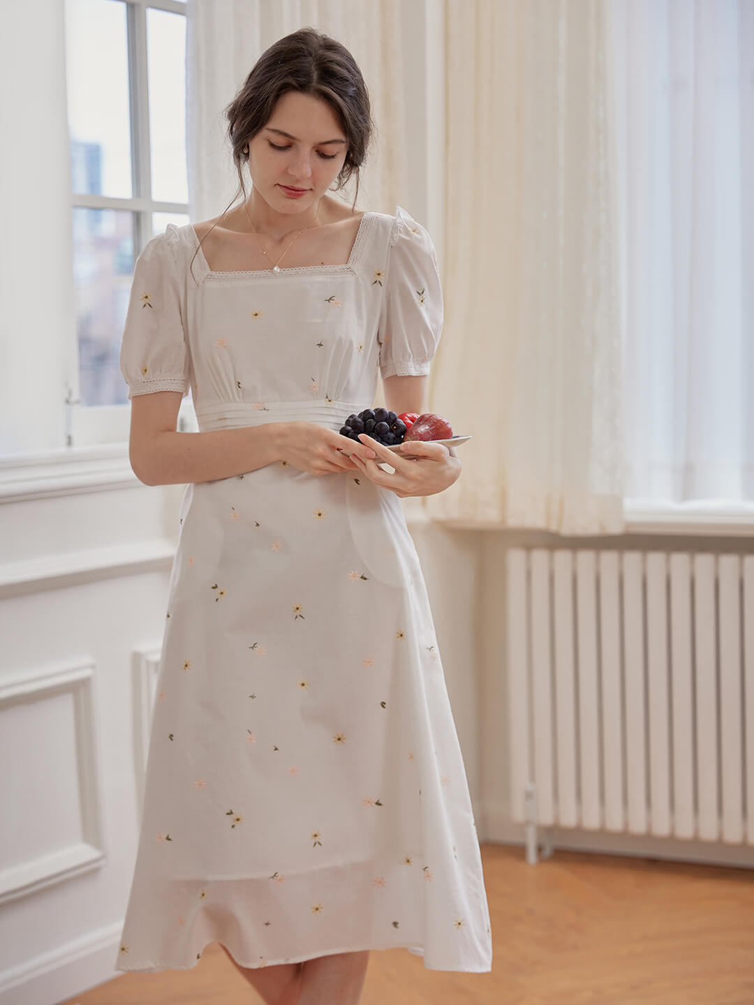 Erin Embroidered White Midi Dress/SIMPLERETRO