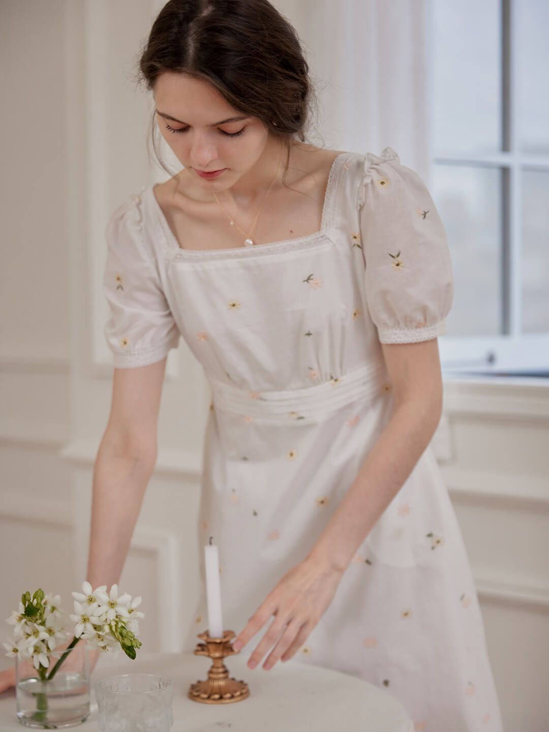Erin Embroidered White Midi Dress/SIMPLERETRO