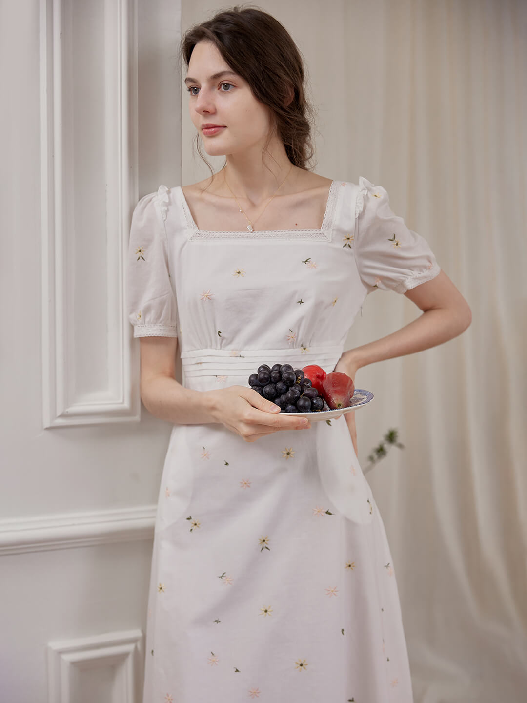 Erin Embroidered White Midi Dress/SIMPLERETRO