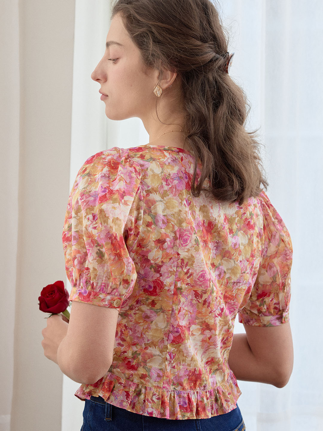 【Final Sale】Katalina Floral Print Ruched Front Ruffle Hem Blouse