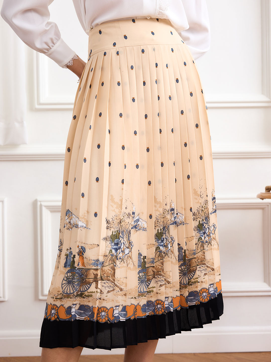 【Final Sale】Kaitlyn Figure Graphic Pleated Skirt