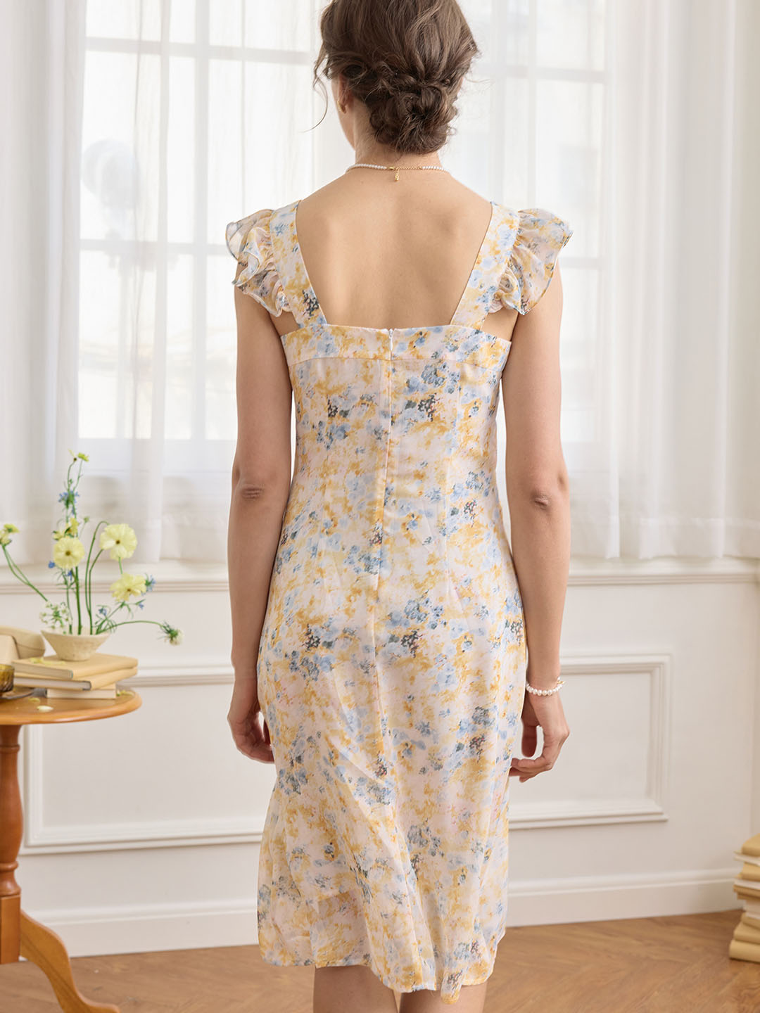 【Final Sale】Ellis Floral Print Ruffle Trim Dress