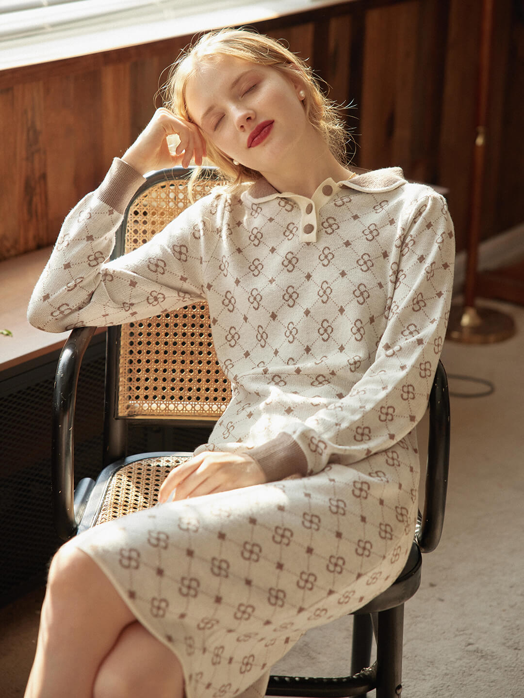 Emily Patterned Brown Polo Knitted Dress/simpleretro