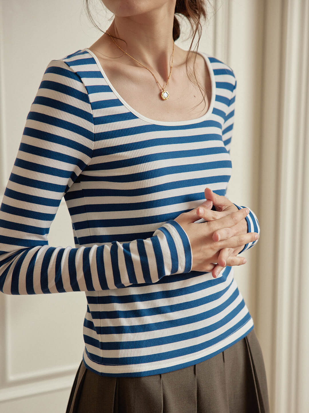Mavis Striped U-neck Blue Knitted Top/SIMPLERETRO
