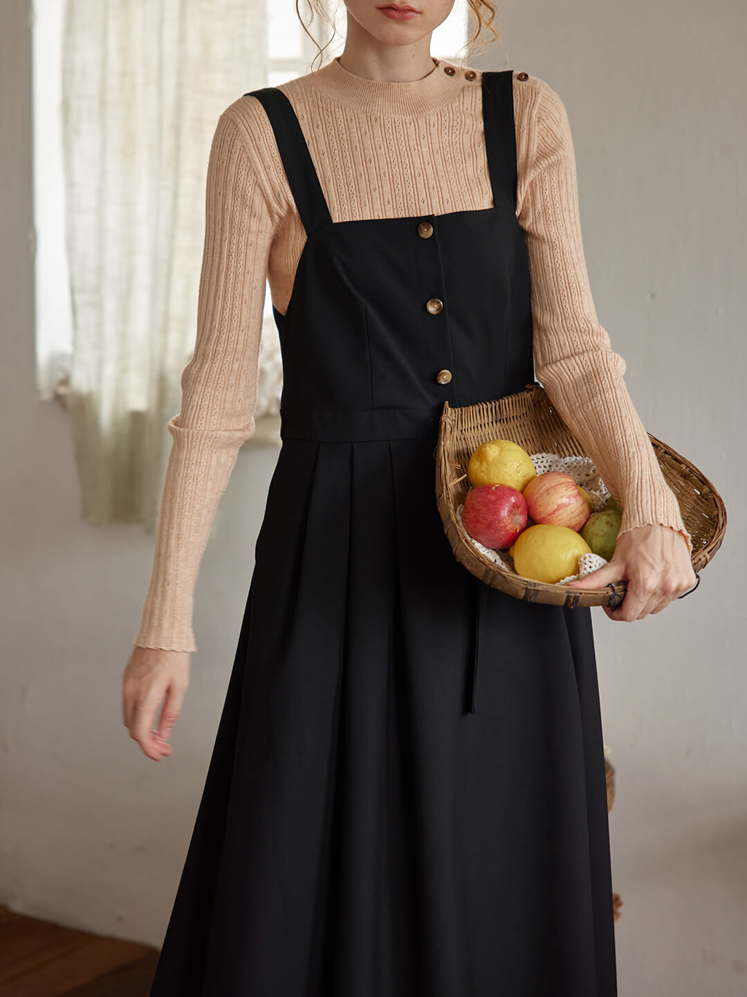 Trista Pleated Black Strap Dress/SIMPLERETRO