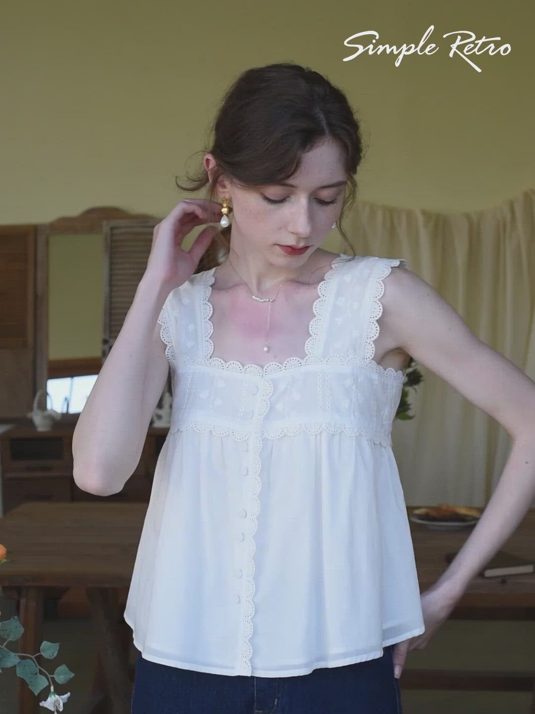 Emerie Flora Embroideried White Tank Top/Simple Retro/ 66045