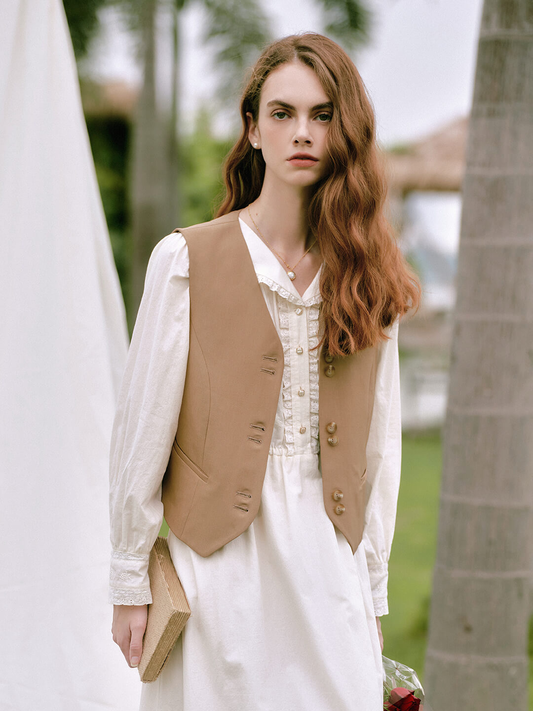 Yvonne Vintage Style Sleeveless Fitted Vest