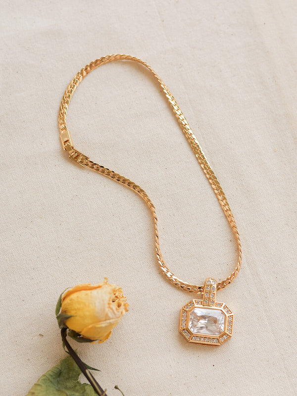 Macaron Golden Necklace