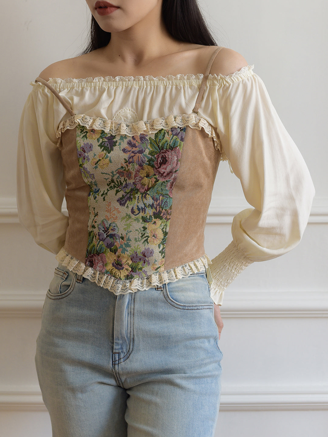 【FINAL SALE】Doreen Vintage One-shoulder Lace Blouse