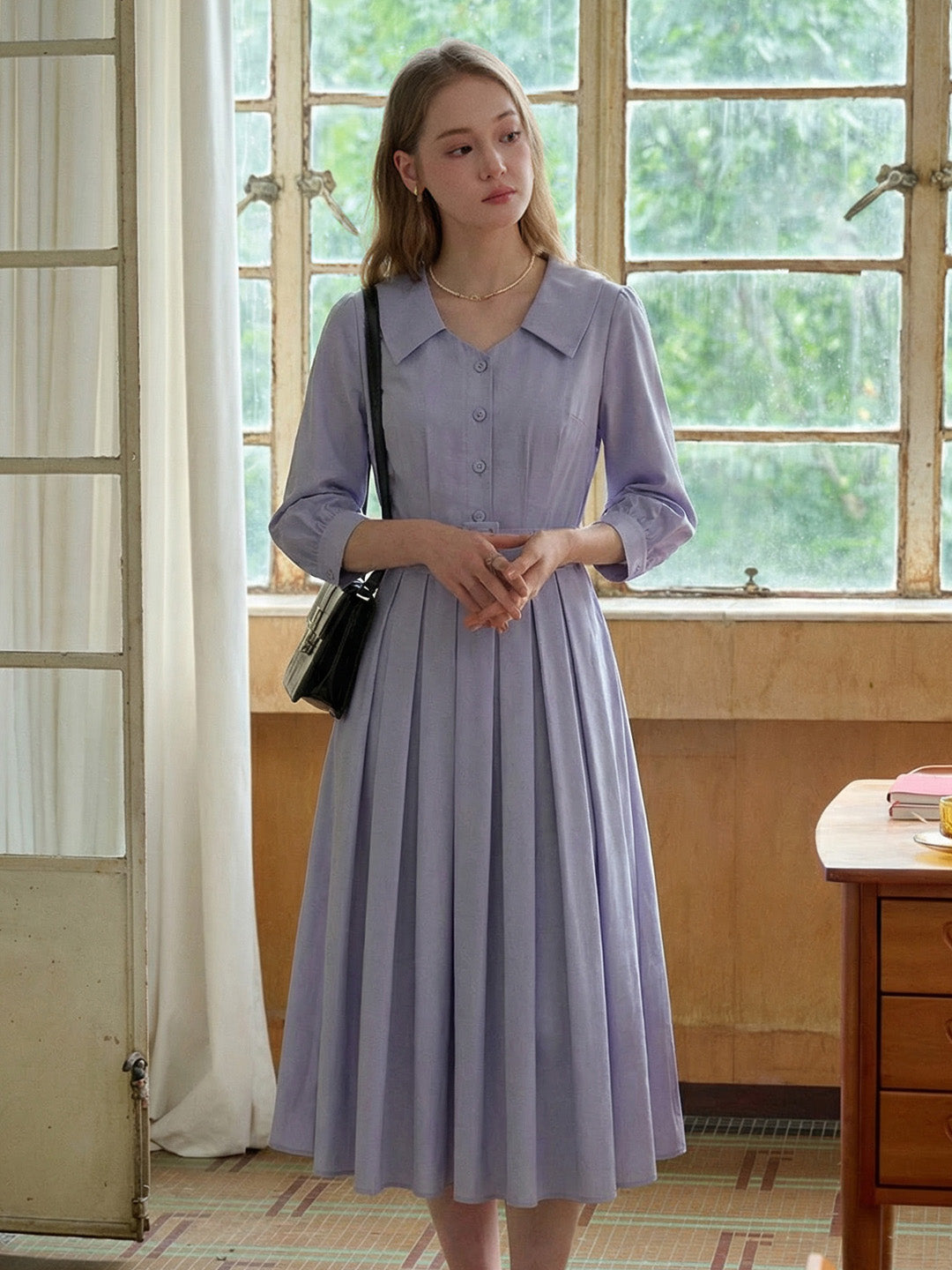 Nala Sweetheart Neck Pleated Dress