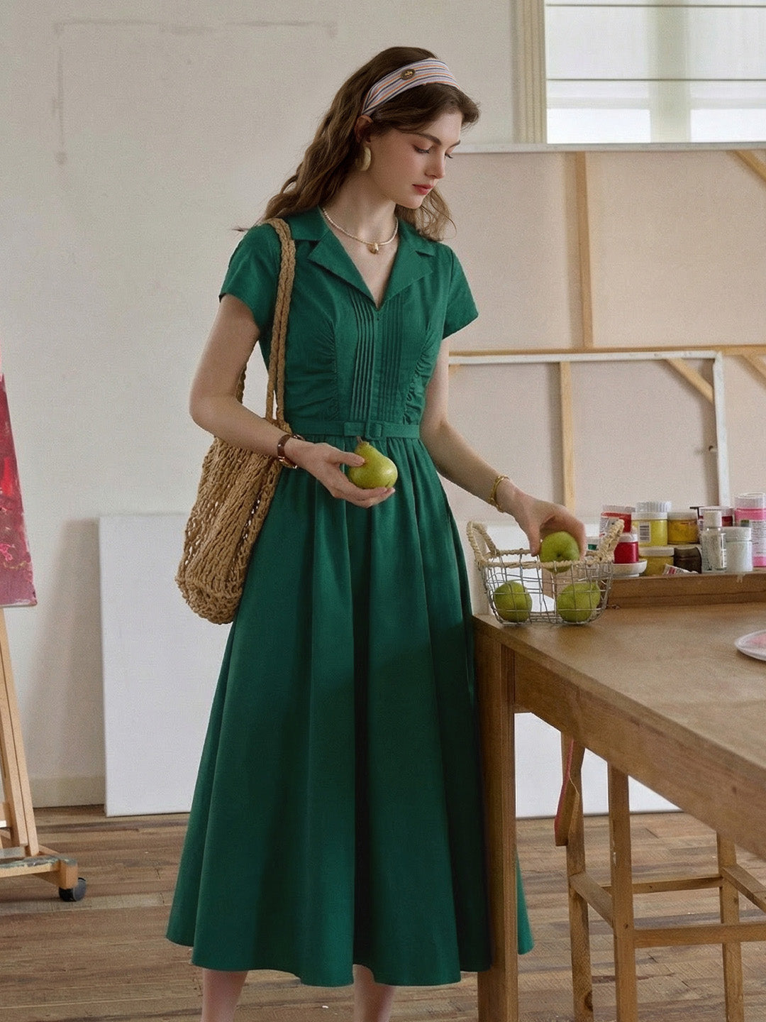 Meilani Simple V-Neck Dress