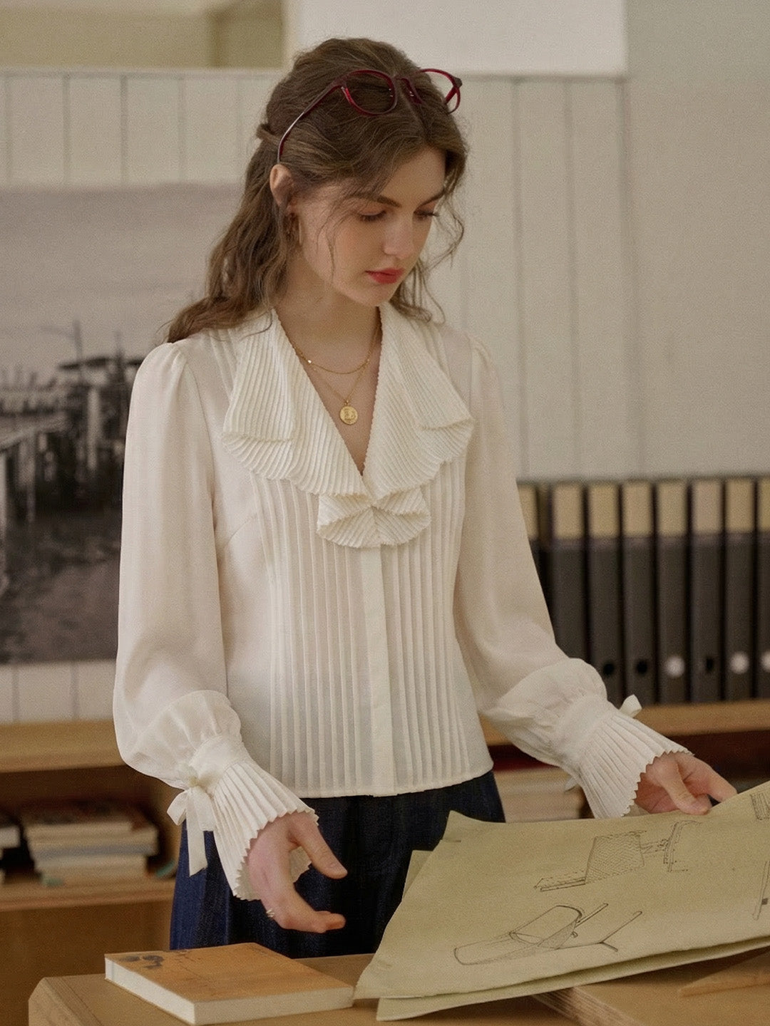 Jaycee V-Neck Accordion Pleats Blouse