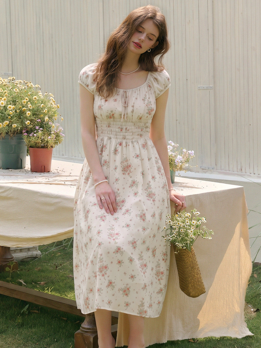 Sapphire Round Neck Waist Floral Dress