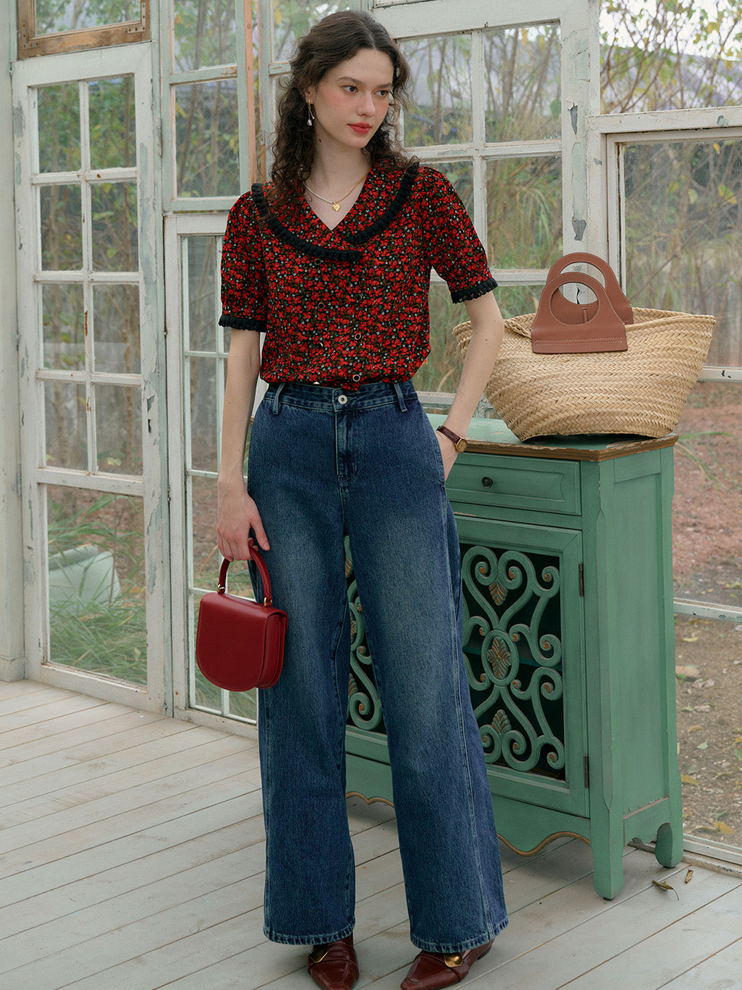 【Final Sale】Quinn V-Neck Floral Blouse