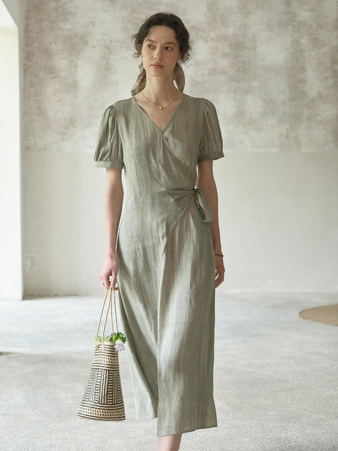 Lorelei V-Neck Linen Dress
