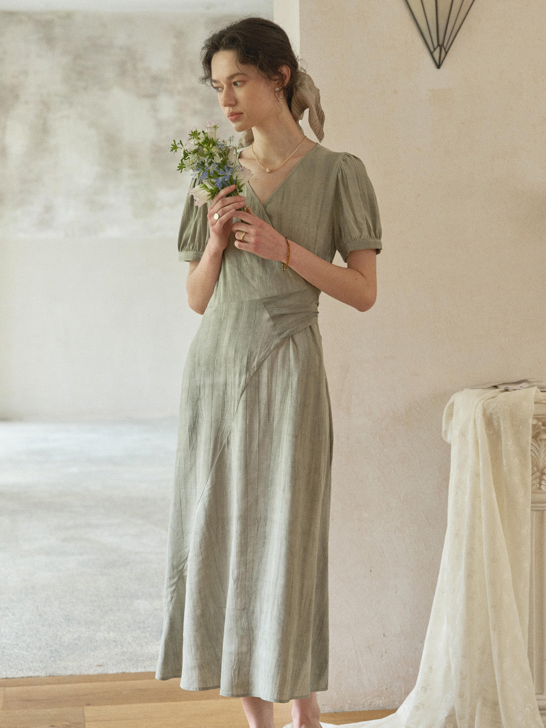 Lorelei V-Neck Linen Dress