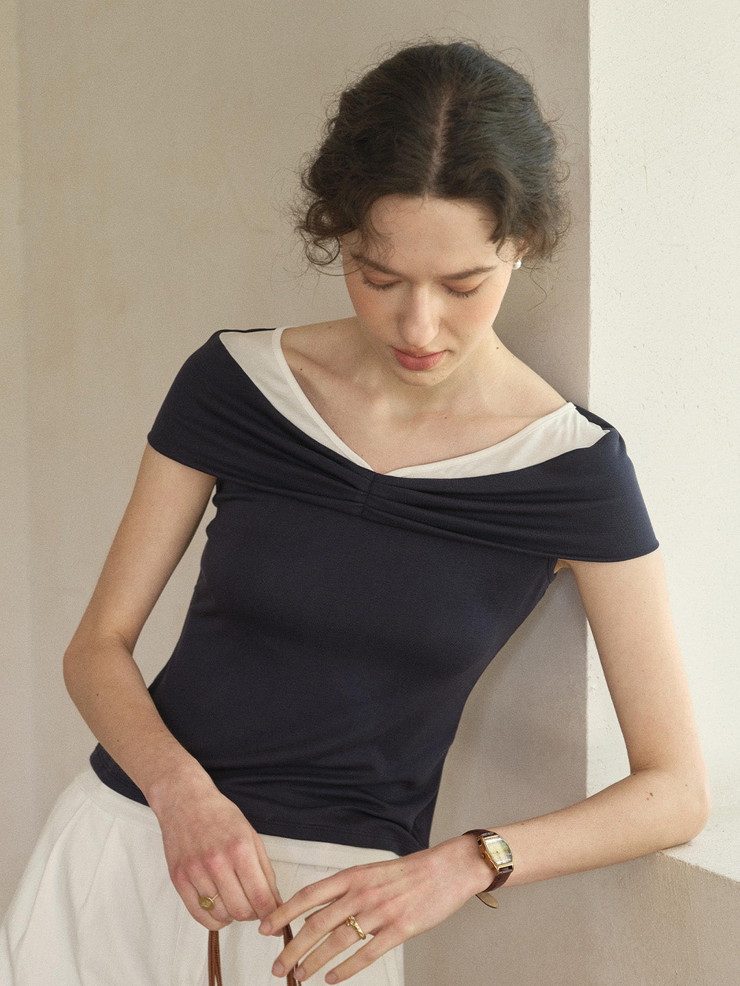 Clara V-Neck Knit Blouse