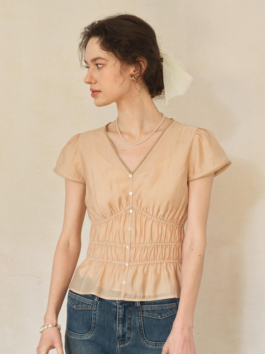 Amelia V-Neck Light Lyocell Blouse
