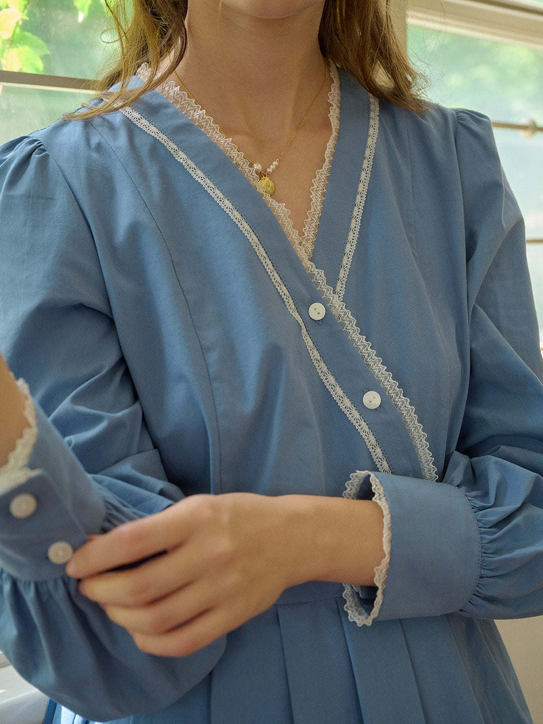 【Final Sale】Chandler V-Neck Trimmed Lace-up Contrasting Button Cotton Dress