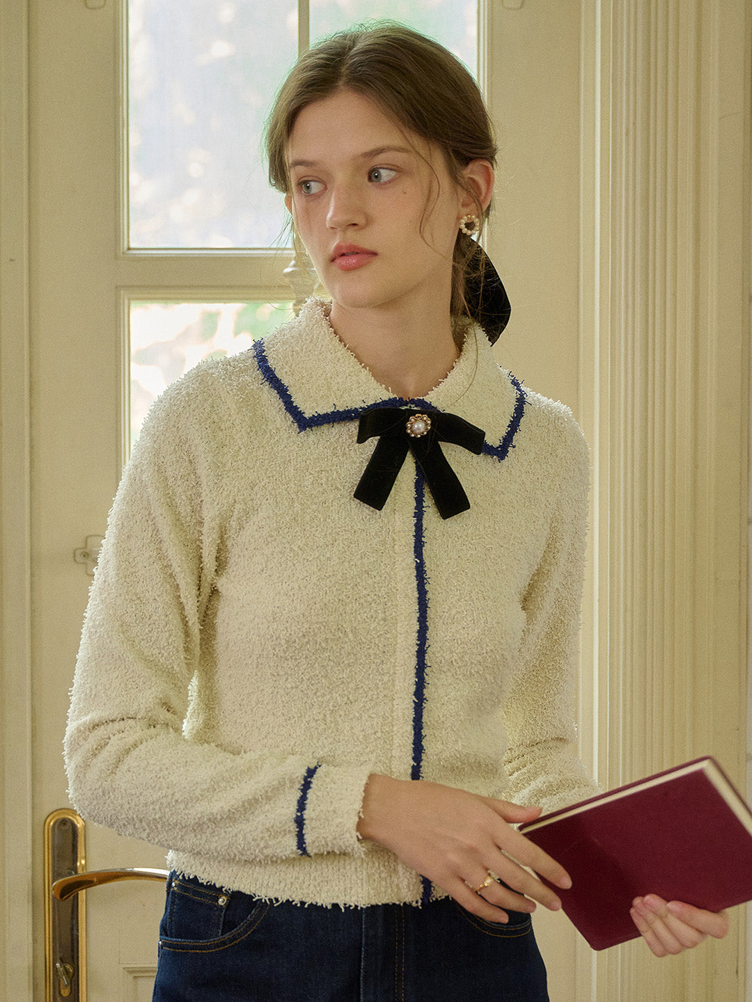 【Final Sale】Paige V-Neck Contrasting Trim Bow Sweater