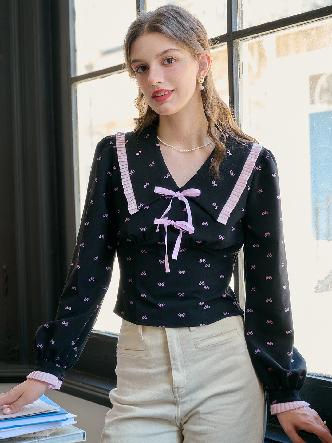 【Final Sale】Giselle V-neck Bow Contrasting Long Sleeve Blouse
