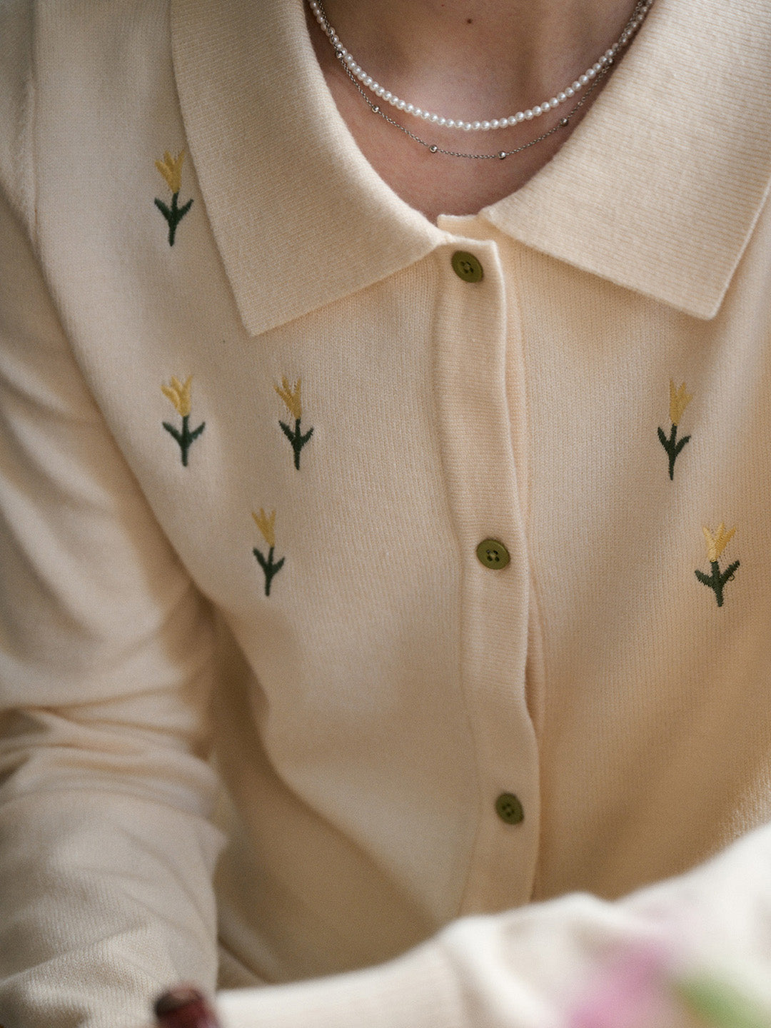 【Final Sale】Skyla Round Neck Embroidery Cardigan