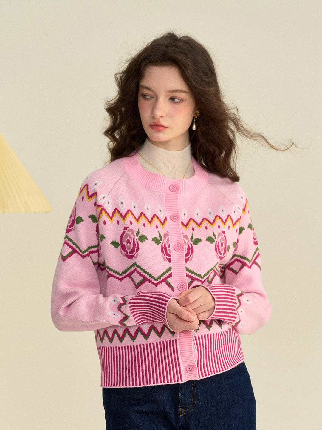 【Final Sale】Violette Round Collar Clashing Embroidery Rose Cardigan