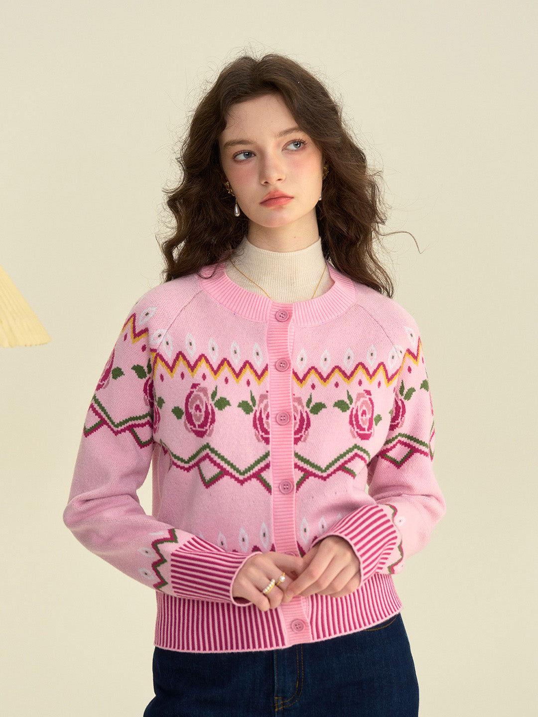 【Final Sale】Violette Round Collar Clashing Embroidery Rose Cardigan