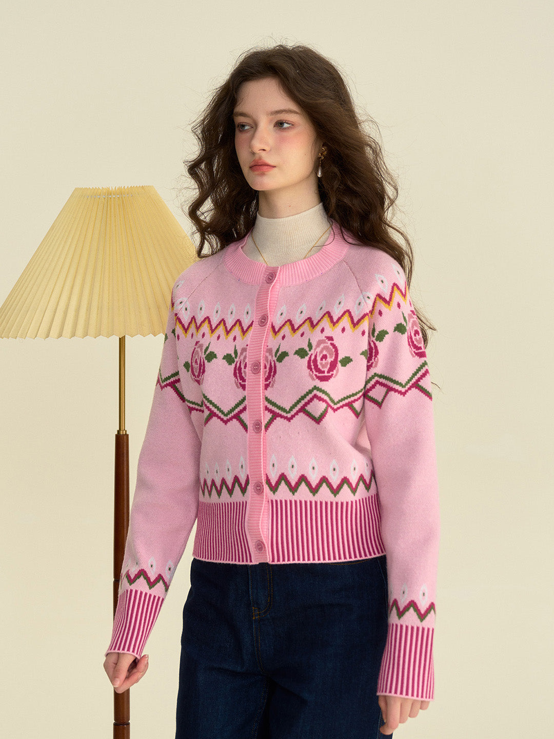 【Final Sale】Violette Round Collar Clashing Embroidery Rose Cardigan