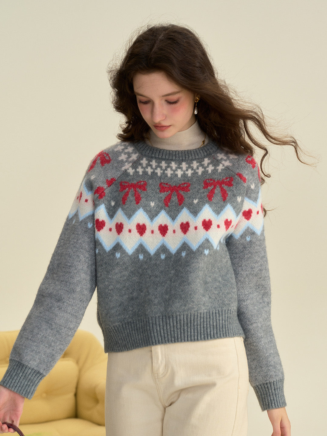 【Final Sale】Elina Round Neck Ribbed Embroidered Bow Heartcore Sweater