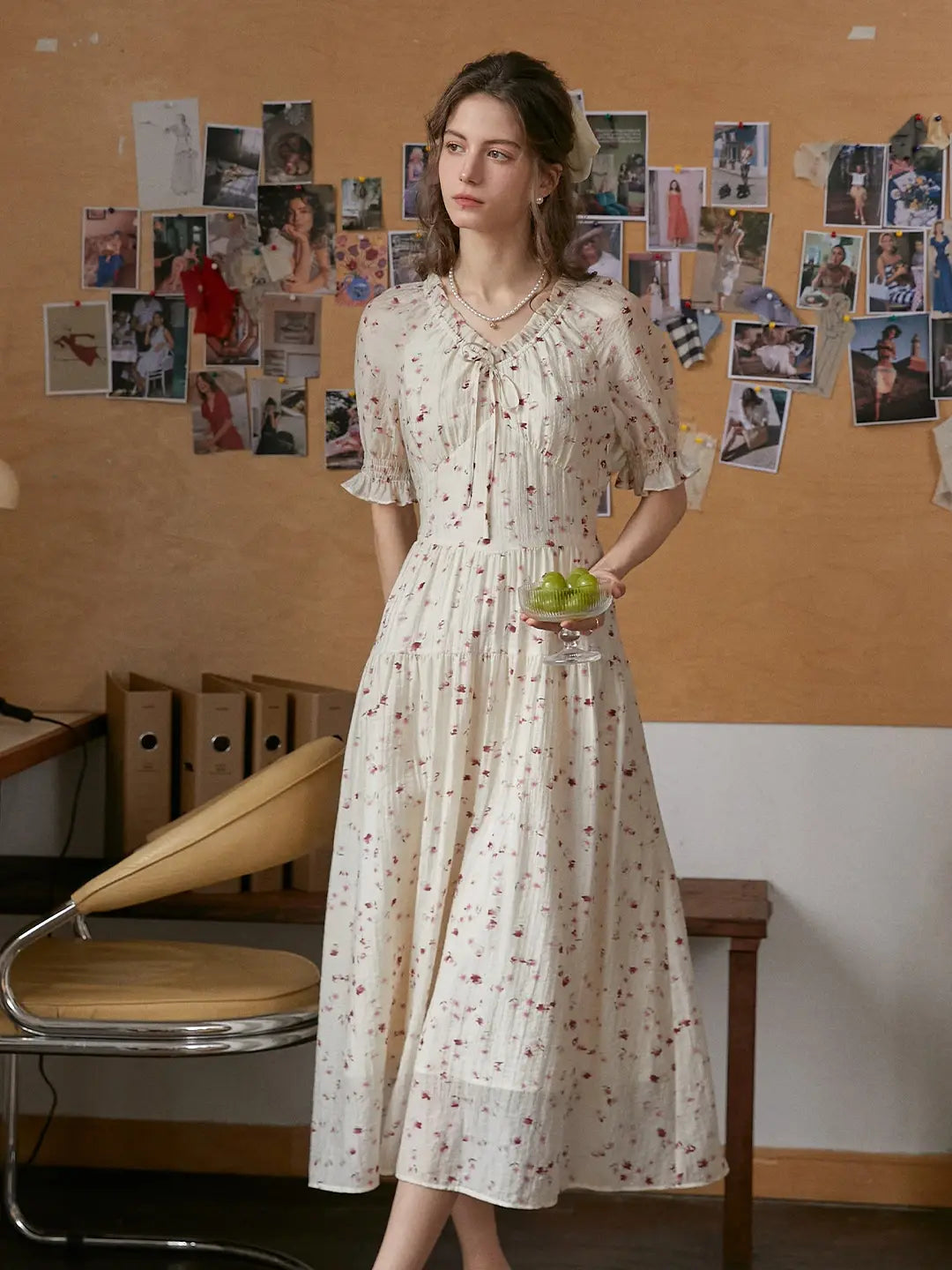midi v neck dress Sarahi V-Neck Floral Dress