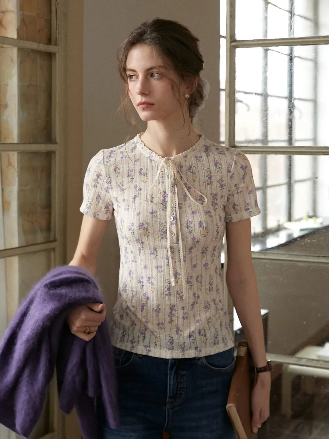 Dana Round Neck Floral Blouse